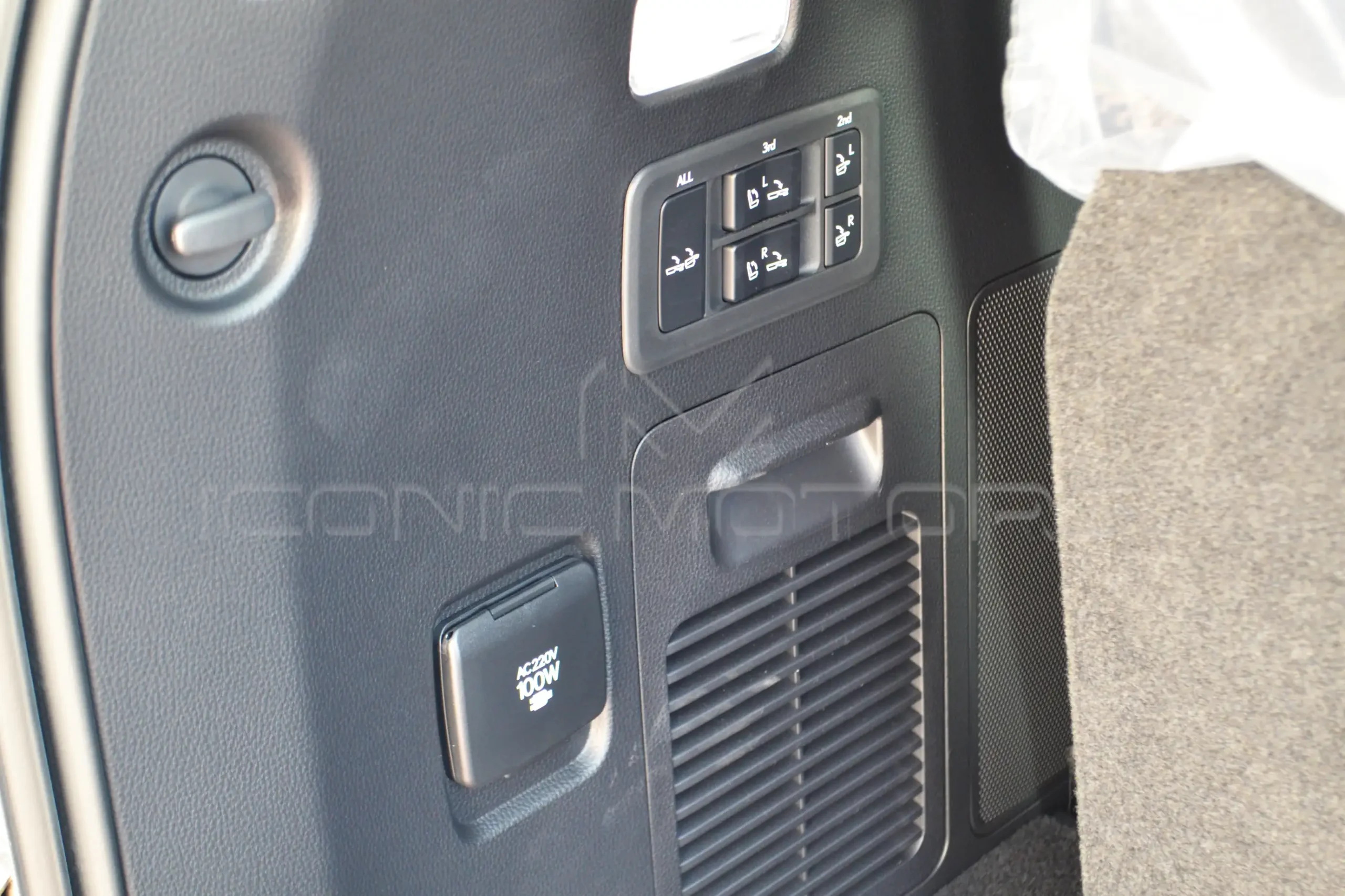2024 Lexus LX600 Signature 3.5L LX35S24