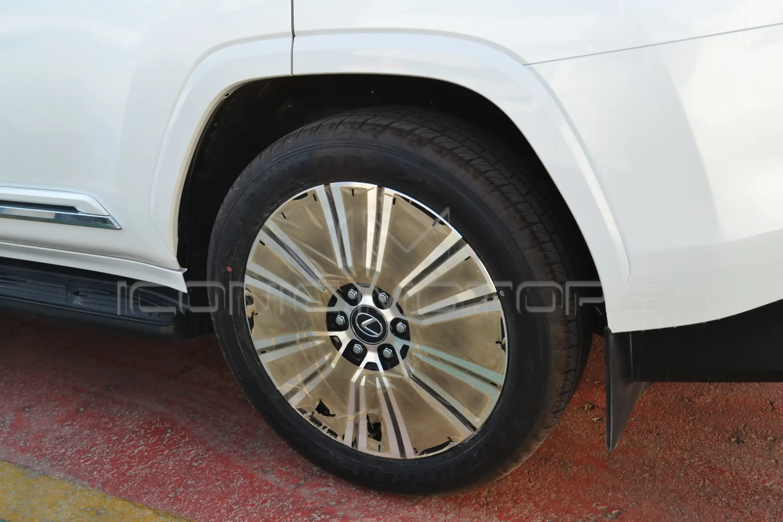 2024 Lexus LX600 Signature 3.5L LX35S24