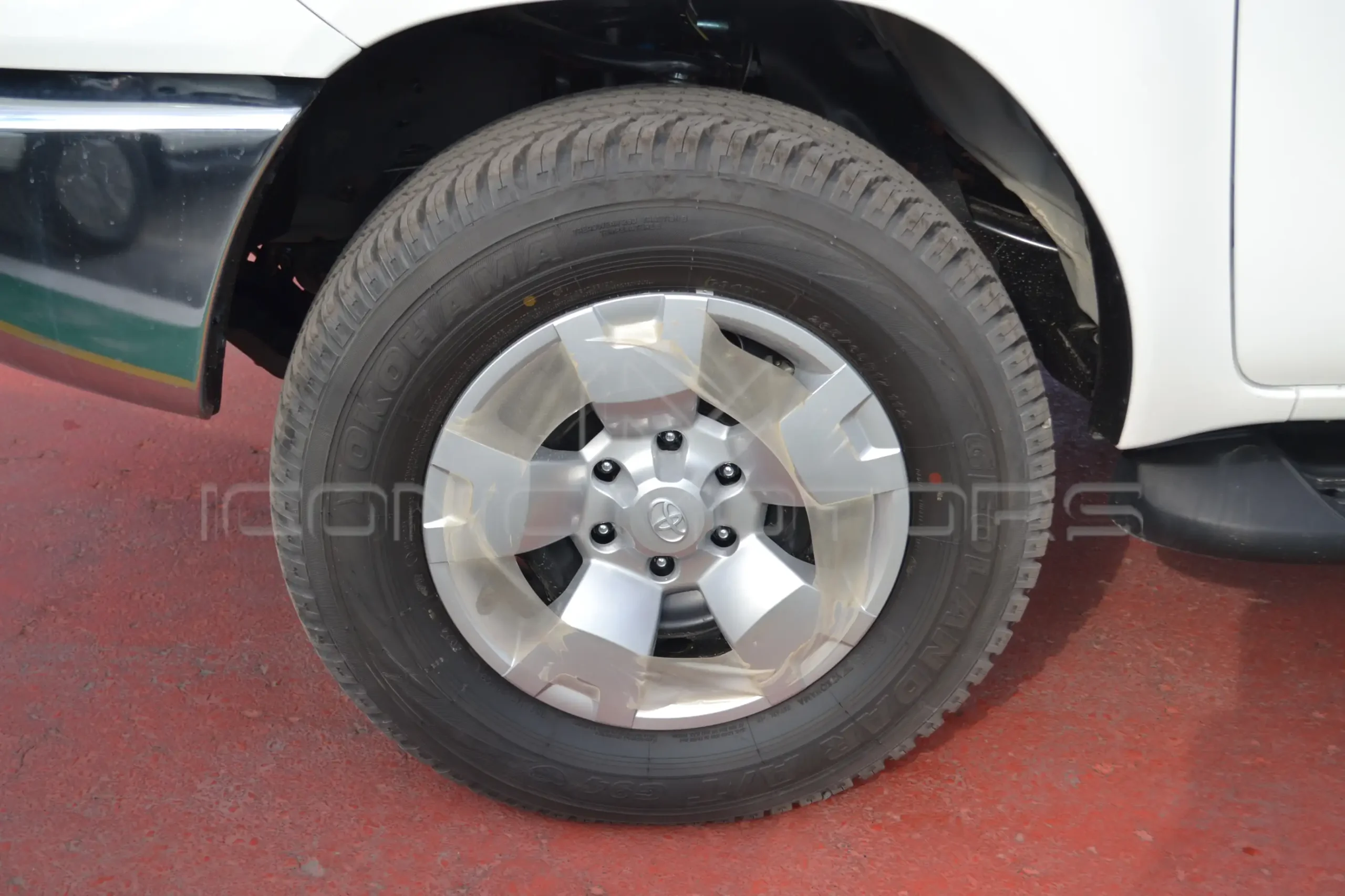 2025 TOYOTA HILUX 2.4L DIESEL A/T 4X4 DOUBLE CABIN DLX THXDAT24