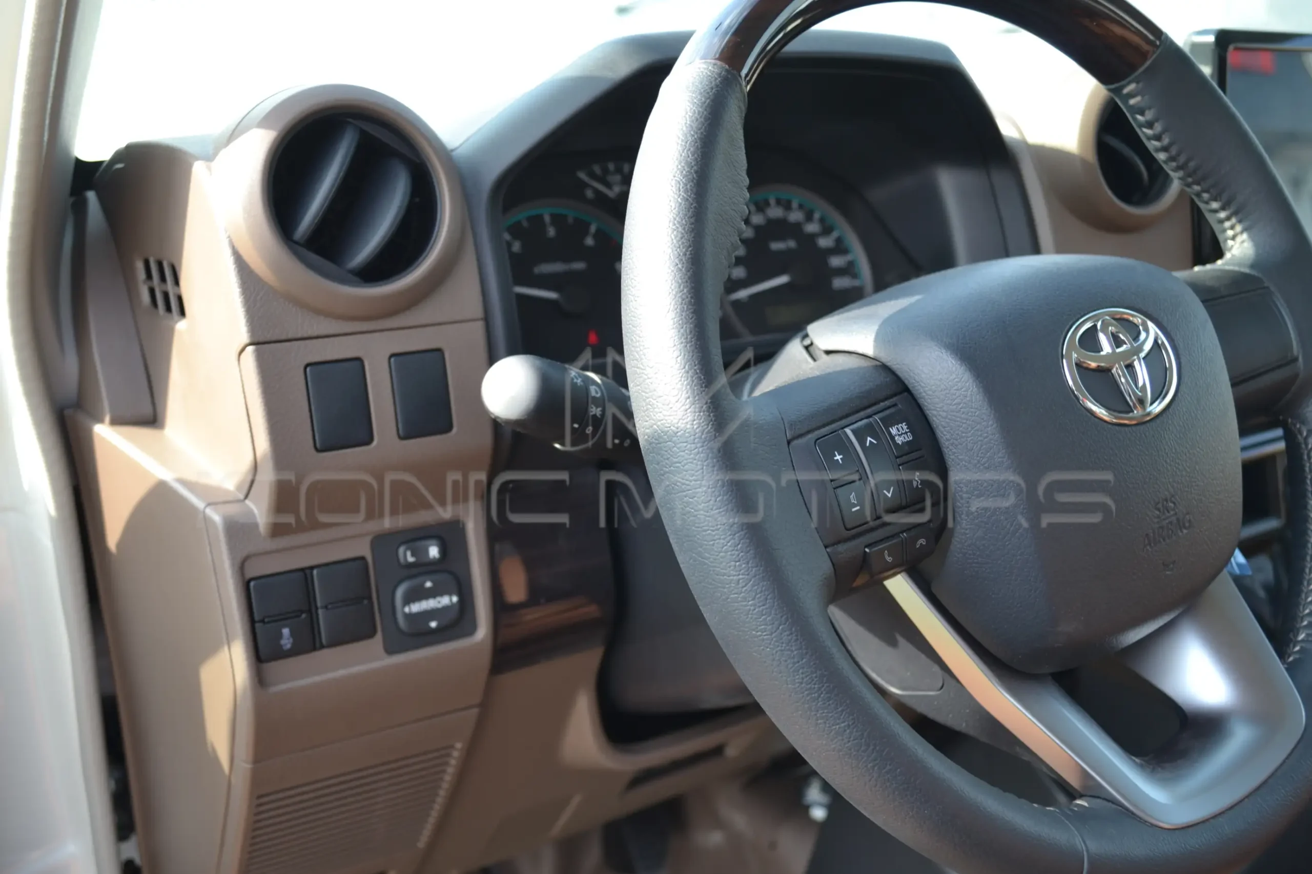TOYOTA LC PICK UP SC DIESEL 2.8L A/T
