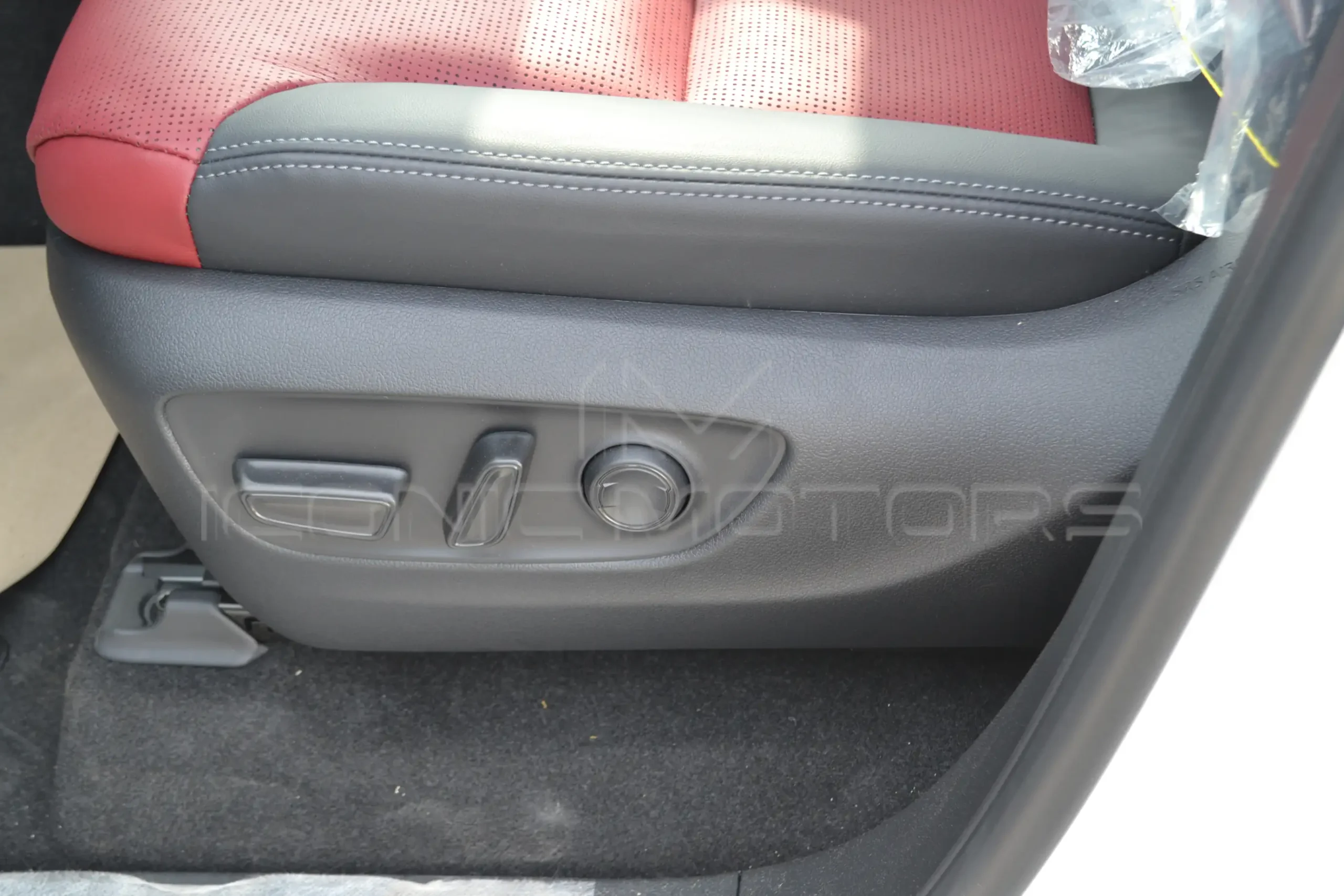 2025 TOYOTA LAND CRUISER 3.3L VXR DIESEL LC33VXR25