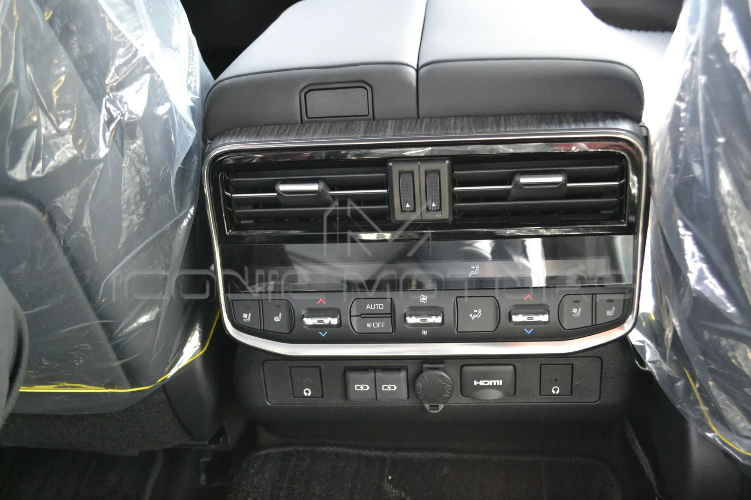 2025 TOYOTA LAND CRUISER 3.3L VXR DIESEL LC33VXR25
