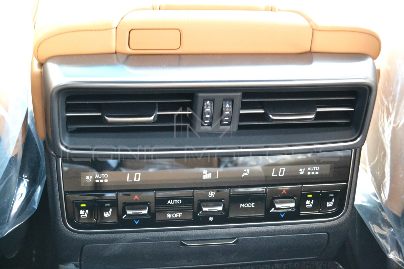 2025 LEXUS LX700h 3.5L 1MHEV SIGNATURE 25LX700HS