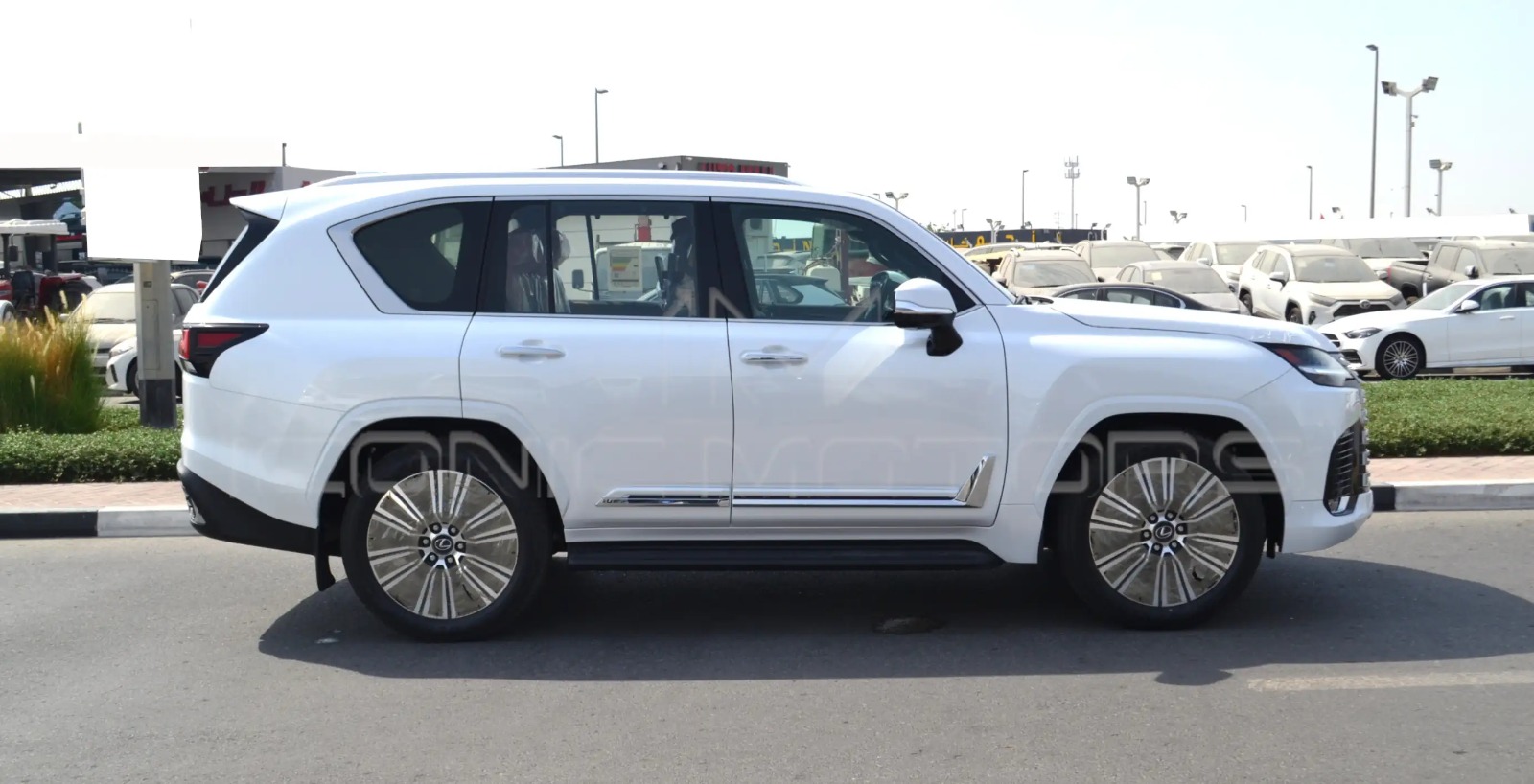 2025 LEXUS LX700h 3.5L 1MHEV SIGNATURE 25LX700HS