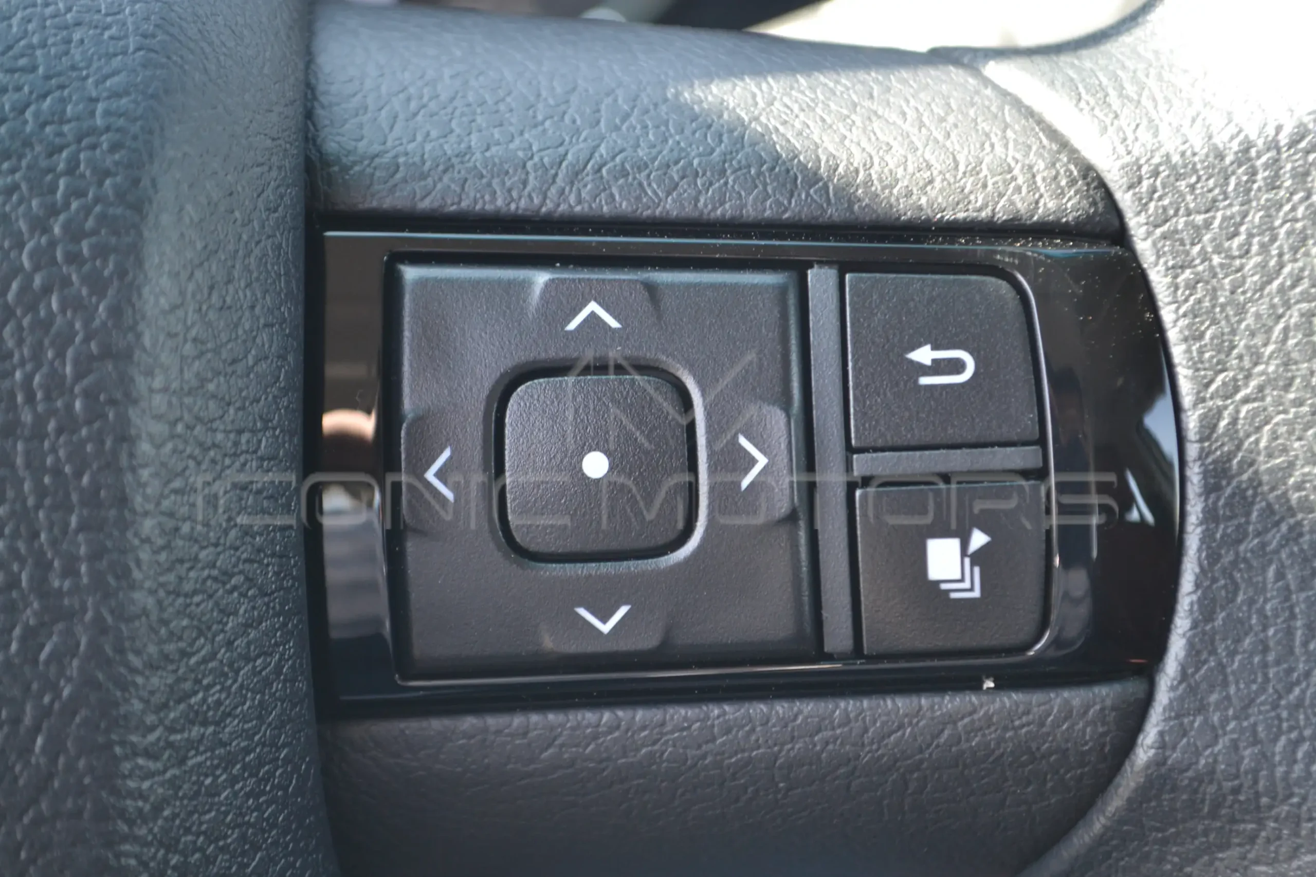 2026 TOYOTA HILUX 2.7 PETROL DC M/T GLX HLDCMT26