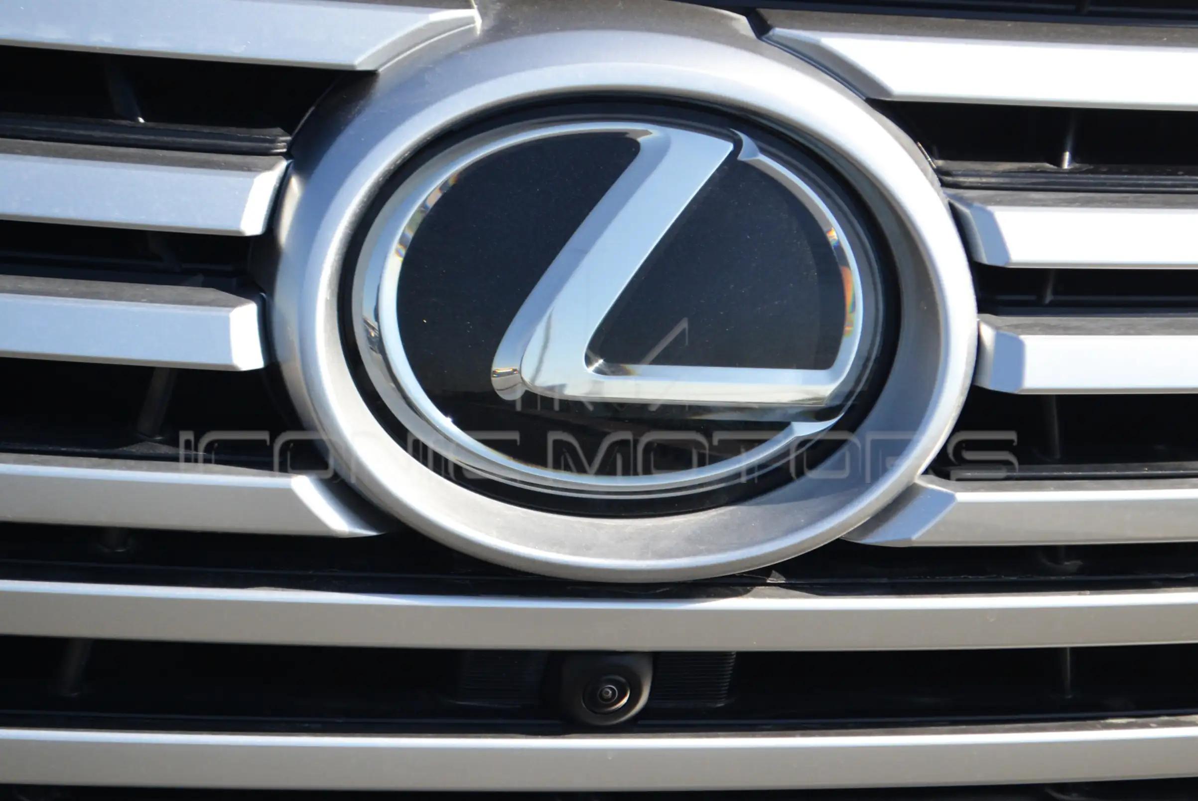 2026 LX600 3.5L  PETROL SIGNATURE 26LX600S