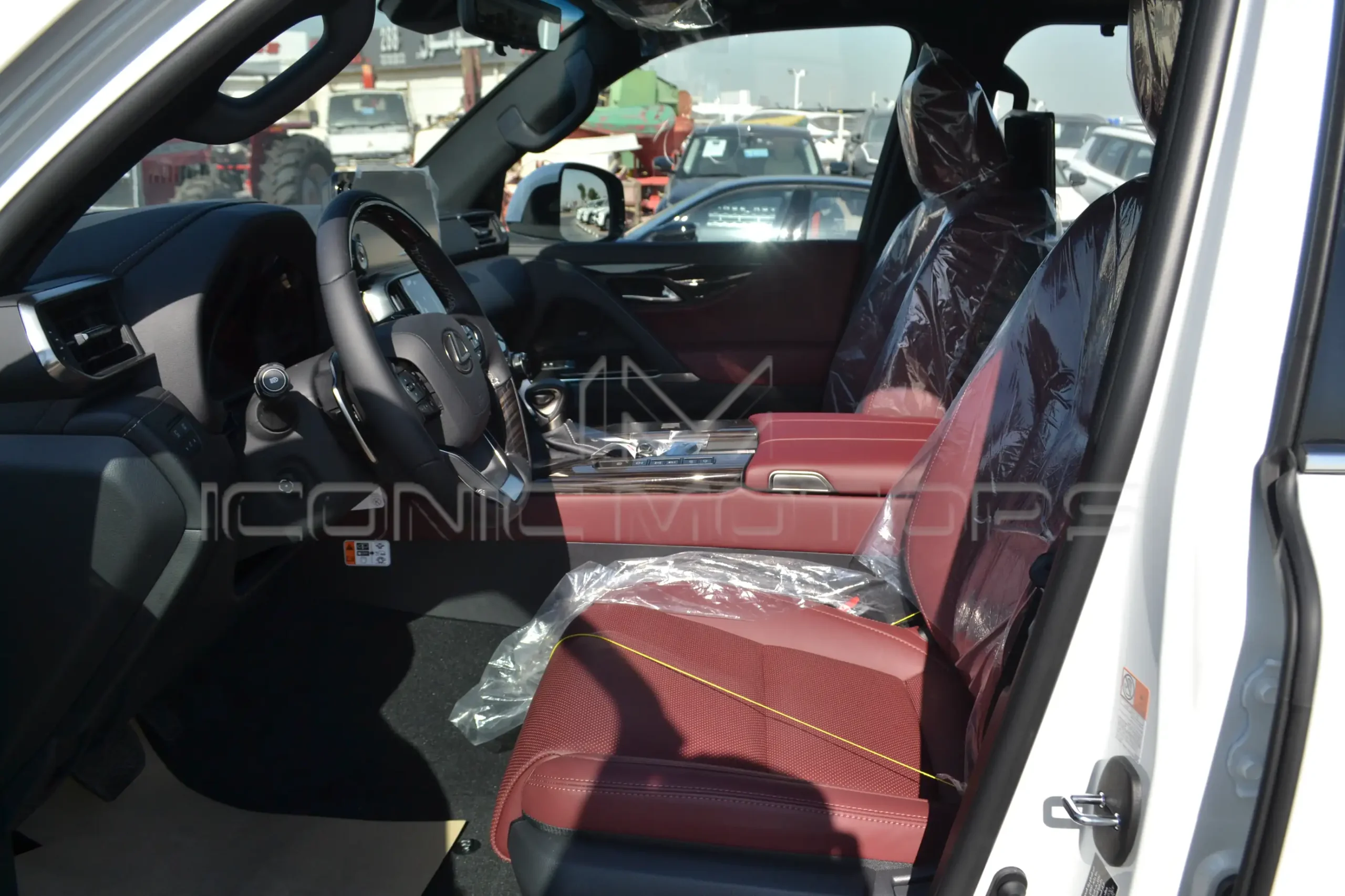 2026 LX600 3.5L  PETROL SIGNATURE 26LX600S