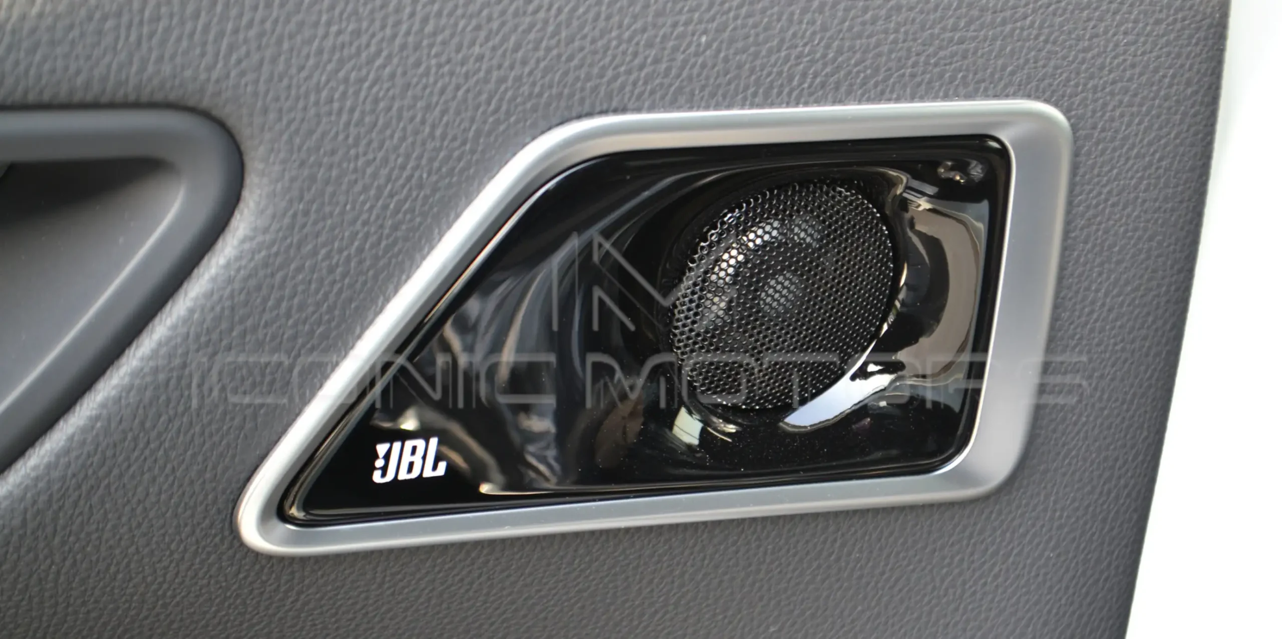 2026 TOYOTA LAND CRUISER 4.0L VX  26LCVX4