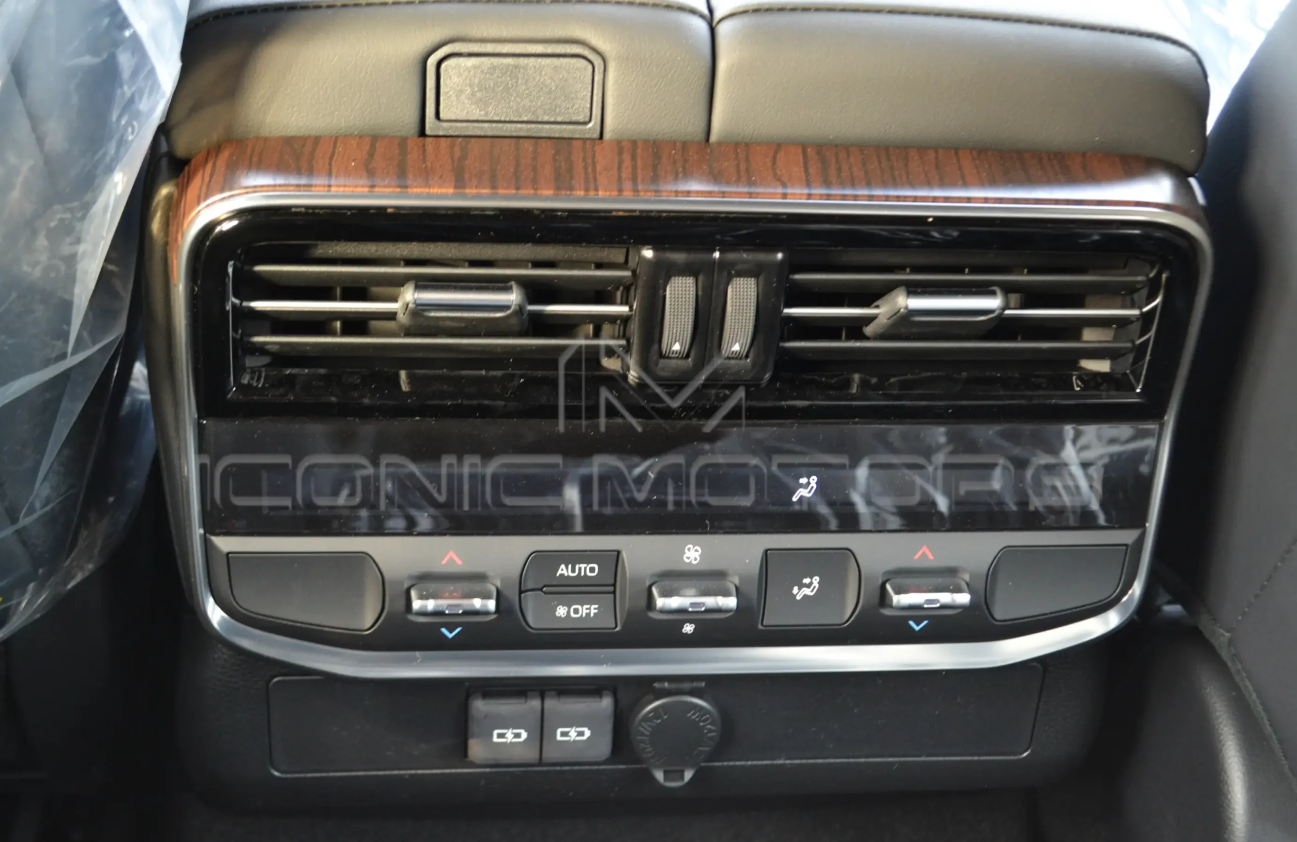 2026 TOYOTA LAND CRUISER 4.0L VX  26LCVX4